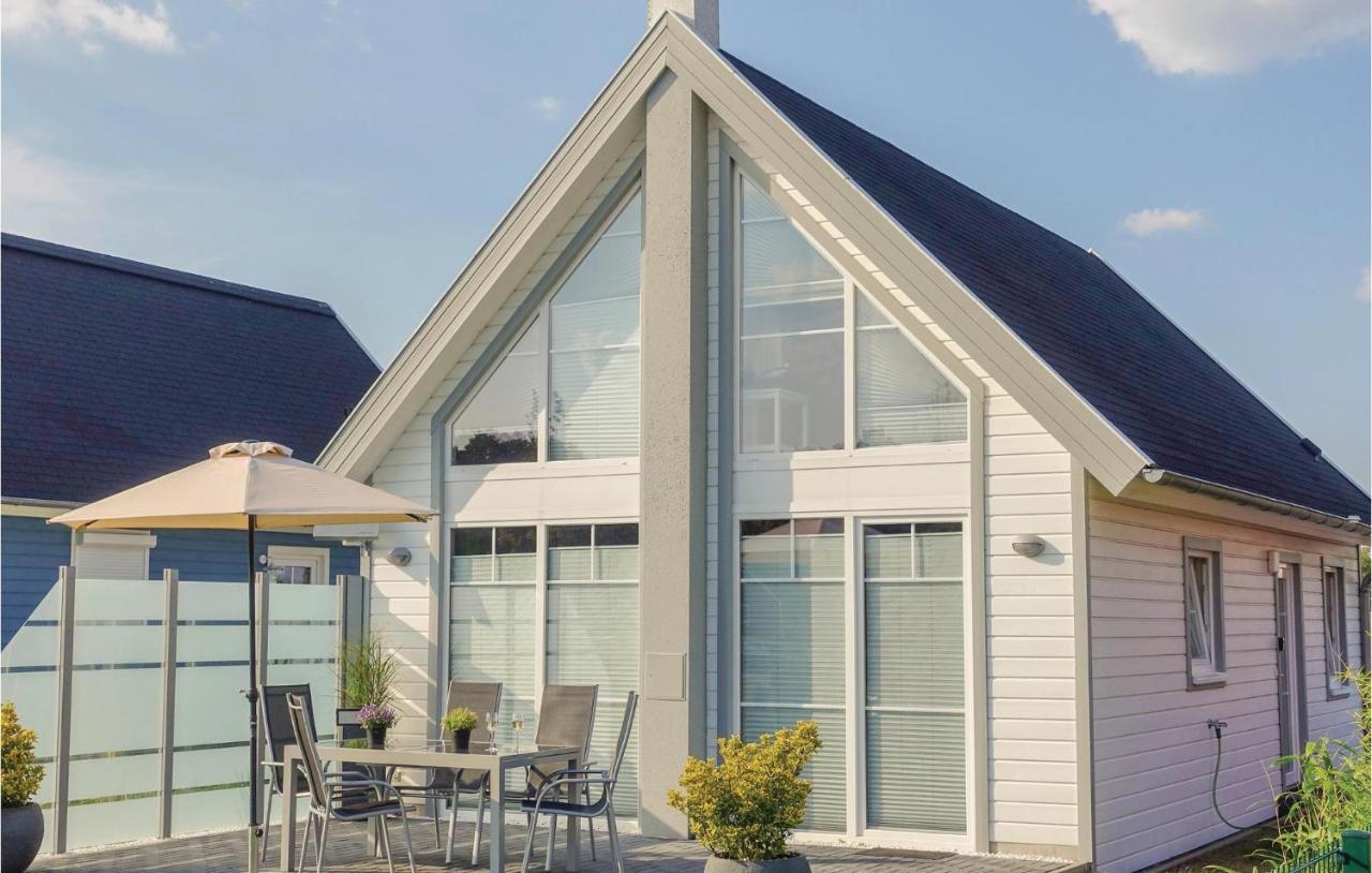 Beach Front Home In Zerpenschleuse With Wifi Exterior photo
